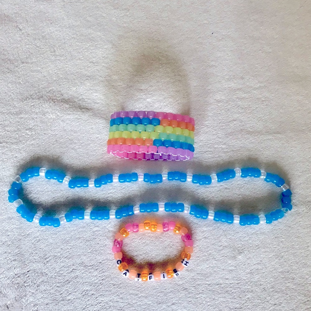 Fun beaded jewelry set